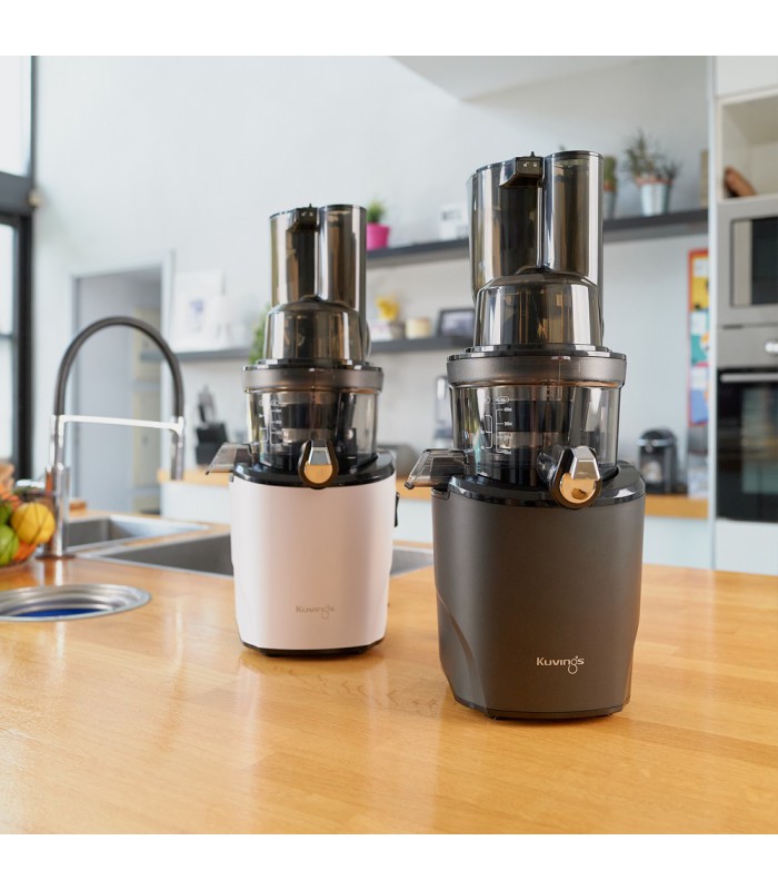 Extracteur de jus Kuvings REVO830 Noir