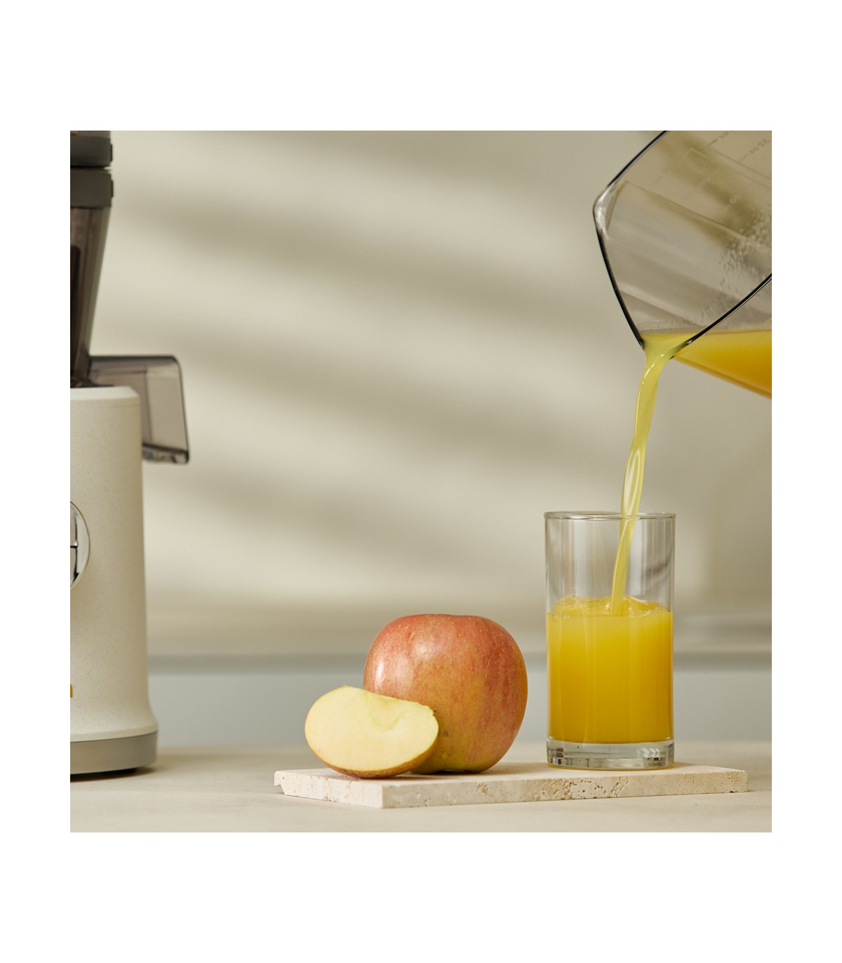 Extracteur de jus vertical Hurom H80-ST - Noir mat