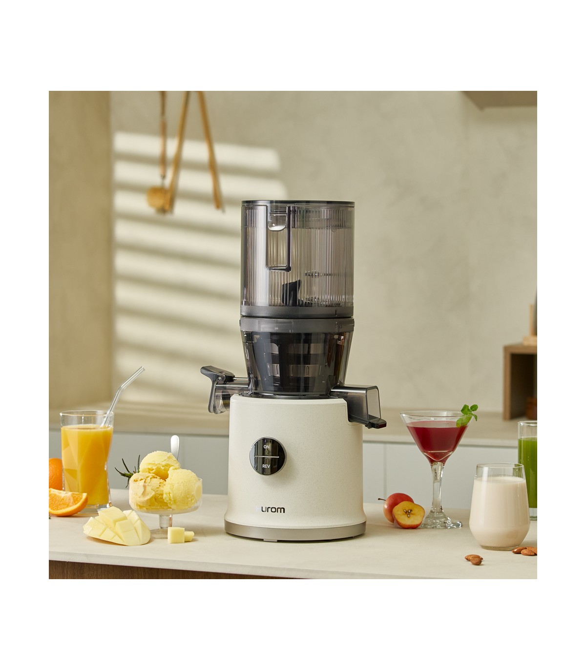 Extracteur de jus vertical Hurom H80-ST - Noir mat